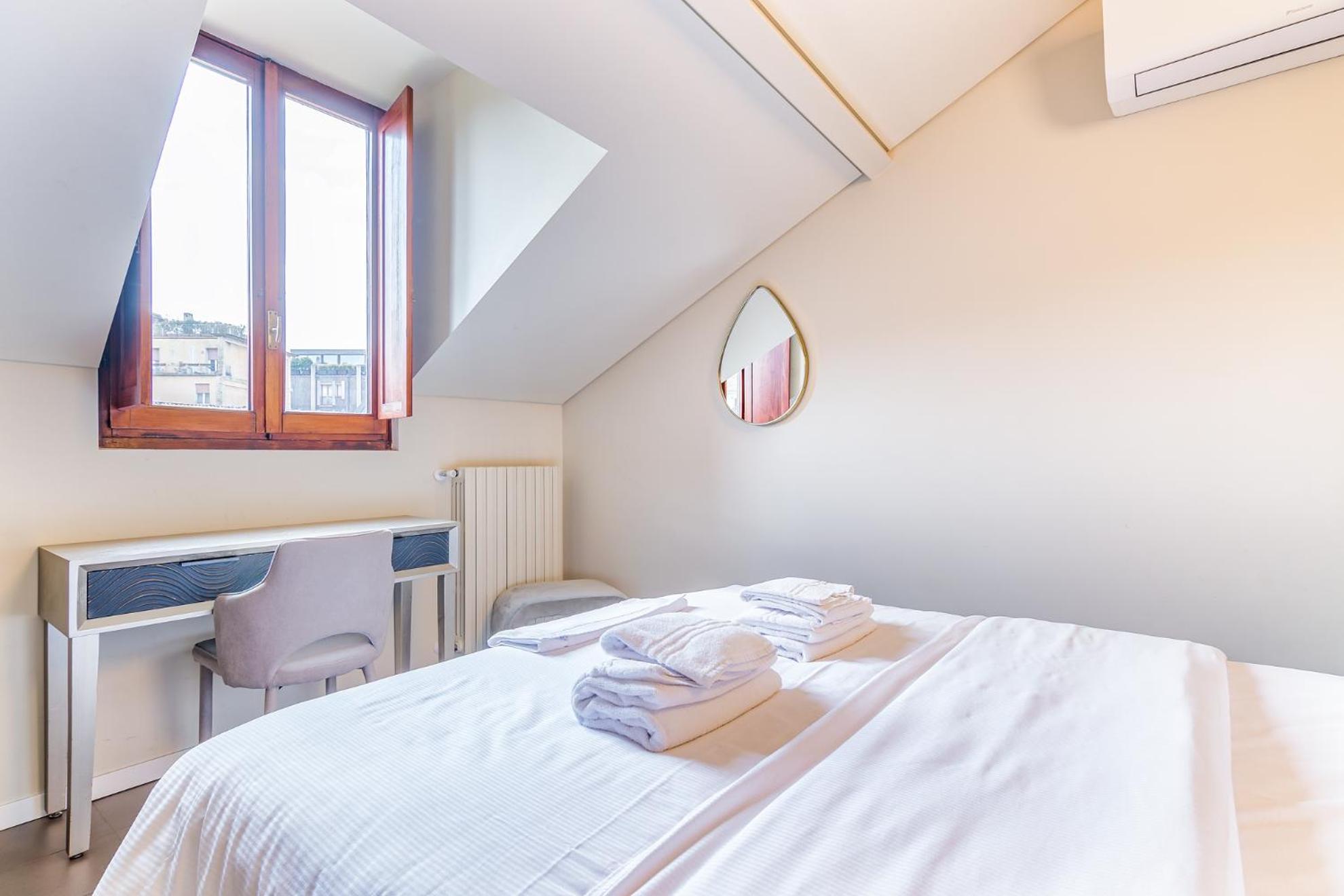 Luxury Flat Duomo 6Pax Wifi Top Lägenhet Milano Exteriör bild