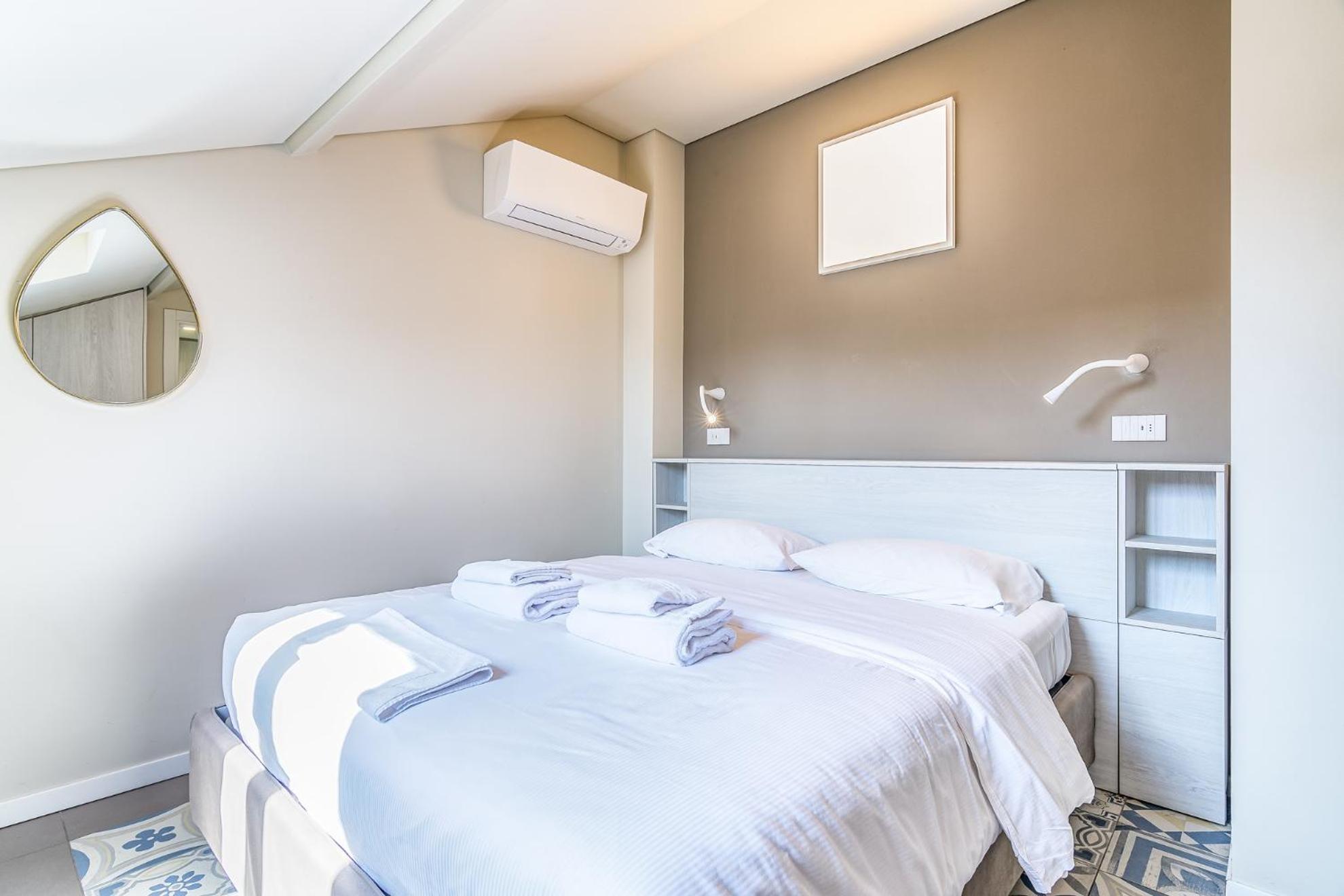 Luxury Flat Duomo 6Pax Wifi Top Lägenhet Milano Exteriör bild